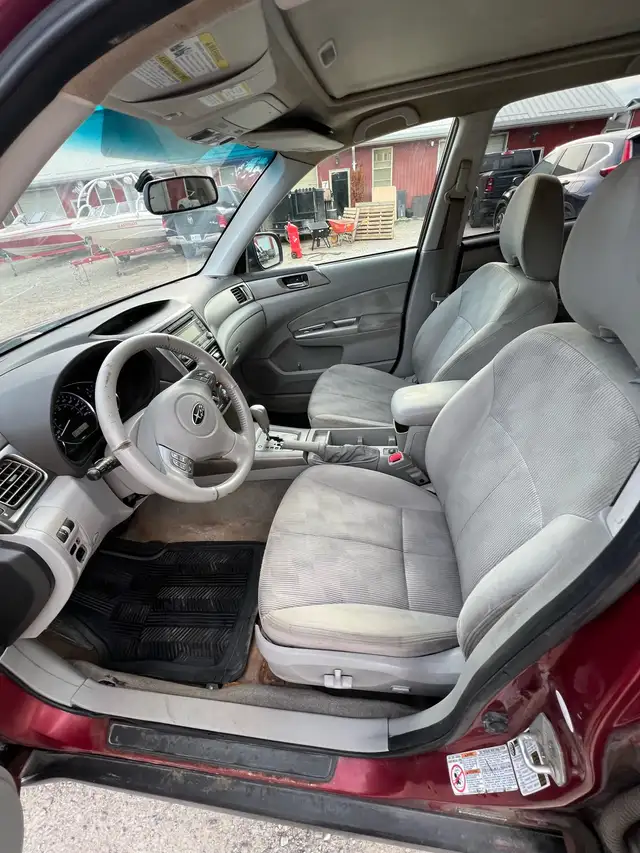 Subaru Forester 595970973374894085