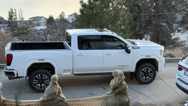 2022 GMC 3500 AT4 diesel