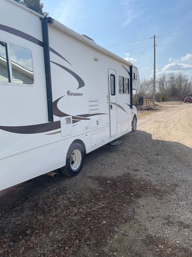 2013 Class C motorhome RVs & Motorhomes Edmonton Kijiji