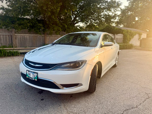 2016 Chrysler 200