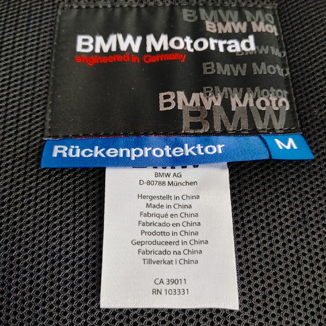 BMW Back Protecktor in Other in Kawartha Lakes - Image 3