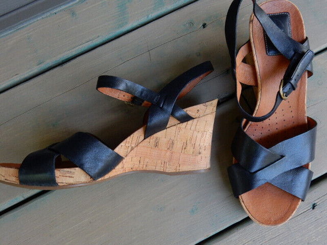 Sandales femme - plusieurs modèles dans Femmes - Chaussures  à Drummondville - Image 2