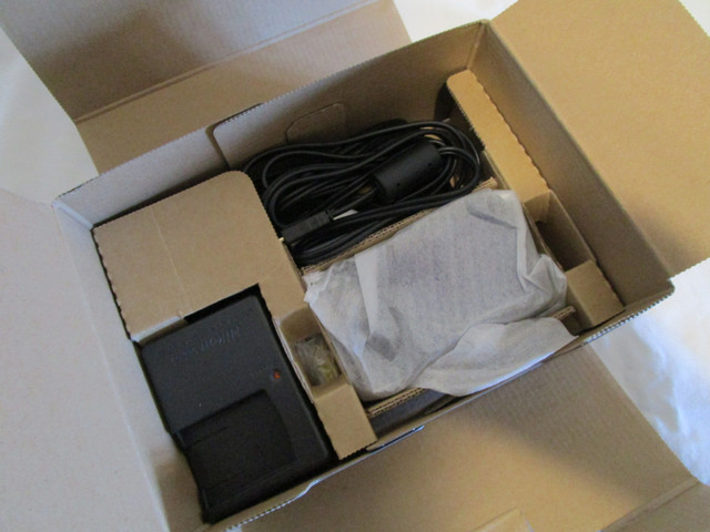 Nikon Coolpix S630 Digital Camera in Cameras & Camcorders in Ottawa - Image 4