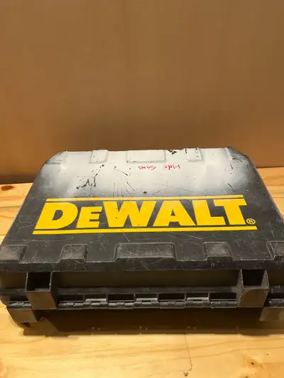 Miscellaneous Hole Saw in Dewalt Kit Box, View more