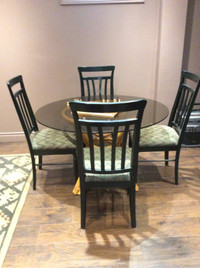 48” round glass top table with 4 chairs