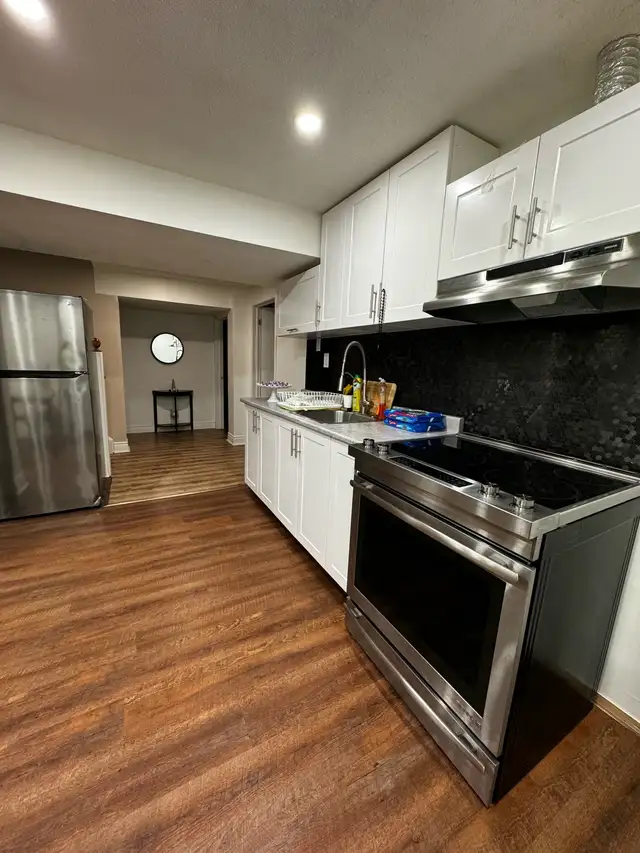 One bedroom basement in Room Rentals & Roommates in Mississauga / Peel Region - Image 6