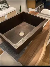 Évier en cuivre martelé - Hammered Copper Sink 