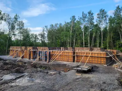 Concrete forming crew wanted, View more