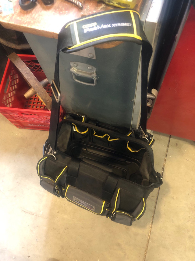 Stanley electrician tool tote bag in Tool Storage & Benches in Barrie - Image 4