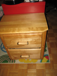 FS: Maple 2 drawer bedside unit, also ASKVOLL and MALM bedside.