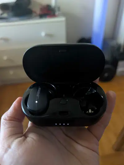 Only one earbud in the case, so it is not usable. You can get a replacement set or trade this in for...