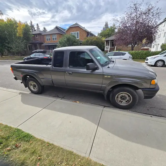 2007 Mazda B300064877471695618121