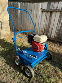 Blue bird lawn Dethatcher/power rake