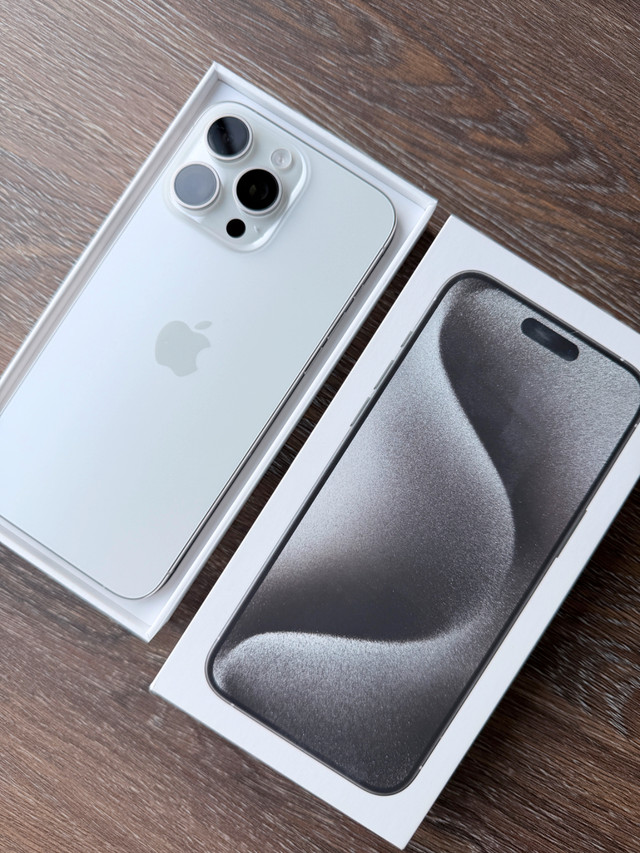 iPhone 15 Pro Max 512gb + 5 cases in Cell Phones in City of Toronto - Image 2