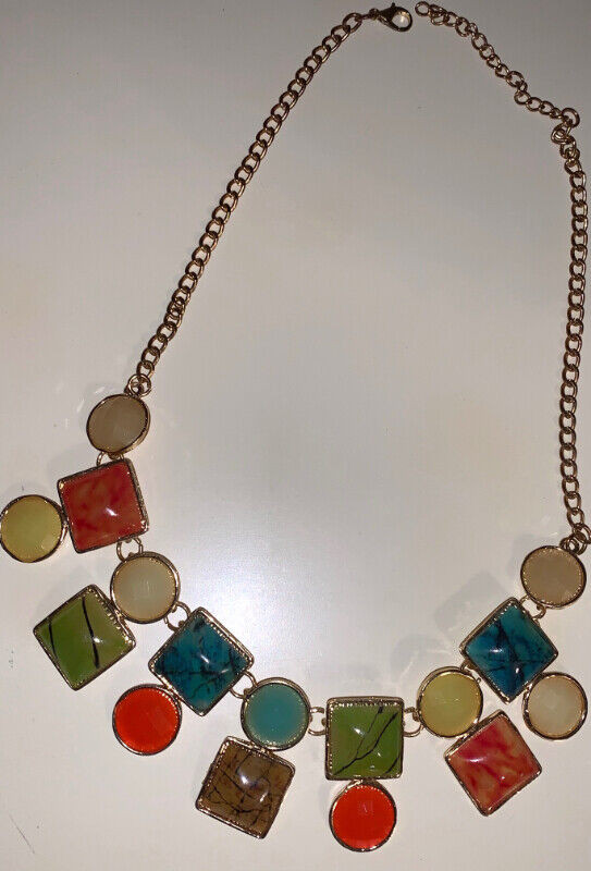 Beautiful necklaces, most never worn/used! in Jewellery & Watches in Oshawa / Durham Region - Image 4