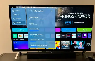 LG OLED model : OLED48A2PUA 48inch tv Comes with original remote Excellent condition