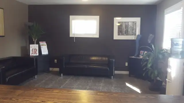healthcare treatment room in Commercial & Office Space for Rent in Kitchener / Waterloo - Image 5