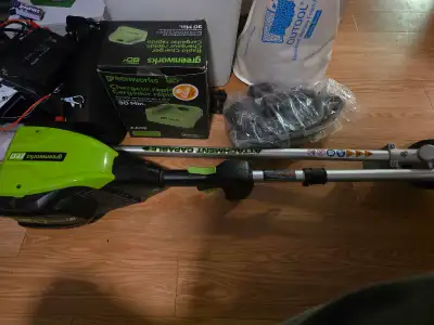 Weed eater Greenworks 80v + Chargeur 80v, View more