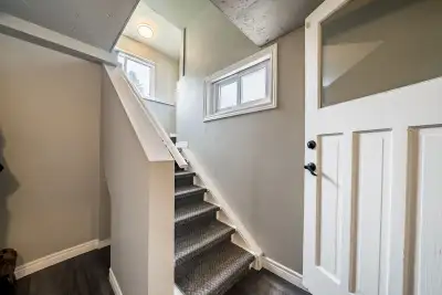 2-Bed 1-Bath Lower Unit