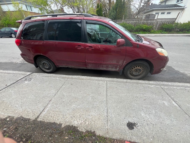 Toyota Sienna AWD 4x4