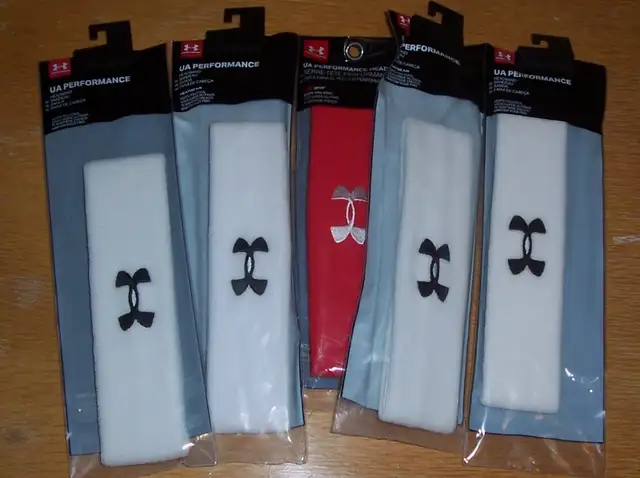 NEW men's Under Armour Headband Sweatband UNOPENED in Men's in Kitchener / Waterloo - Image 2