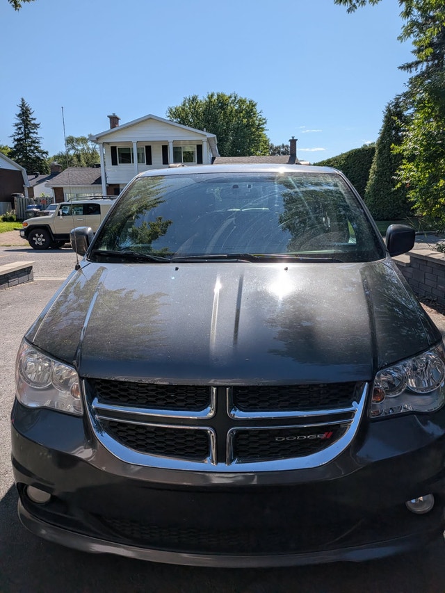 Dodge Grand Caravan 2017 SXT — photo 5