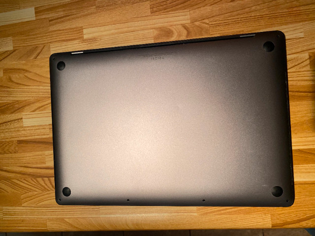 Macbook Pro 2019 16inch 8 Core i9 16gb ram 1TB SSD Laptop in Laptops in Windsor Region - Image 4