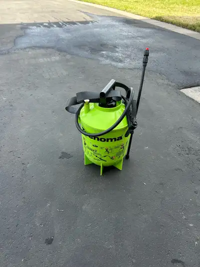 Garden and lawn Sprayer, View more