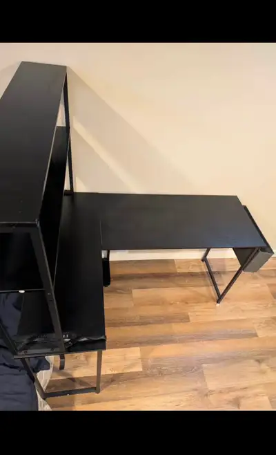 brand new desk We bought it in late December for my husband it’s not the right size for his monitors...
