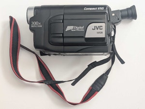 Canon Vixia HF G20 Camcorder | Cameras & Camcorders | Kitchener