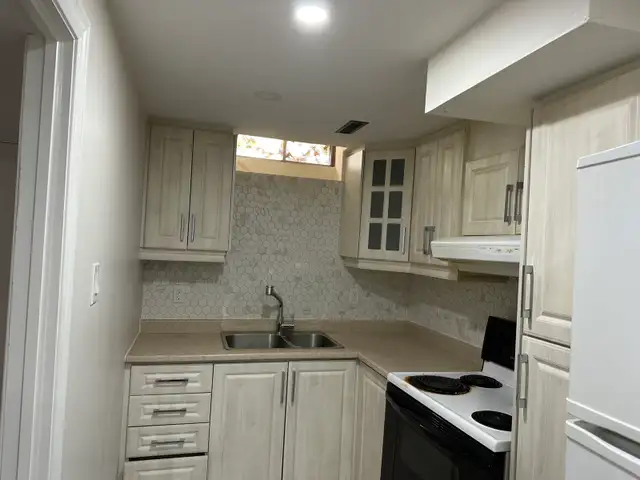 Handyman - 4372231231603224678597939206