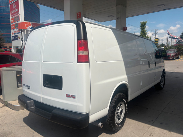2013 GMC Savanna 3500 Extended  in Cars & Trucks in City of Toronto - Image 2