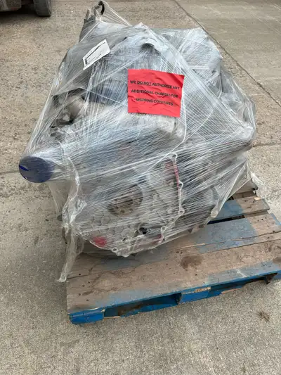 140000 km Engine was purchased from millers auto salvage and was heard running. Decided not to fix t...