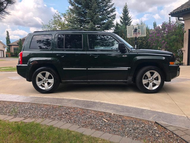 2010 Jeep Patriot 4x4 in Cars & Trucks in St. Albert - Image 4