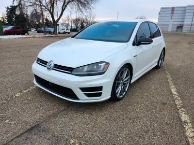 2017 Volkswagen Golf R, 2.0 L, manual, 4motion, 125 KM, black power heated seats, remote start, blue...