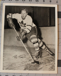 1945-54 Quaker Oats Hockey Photo NHL Ray Timgren Maple Leafs