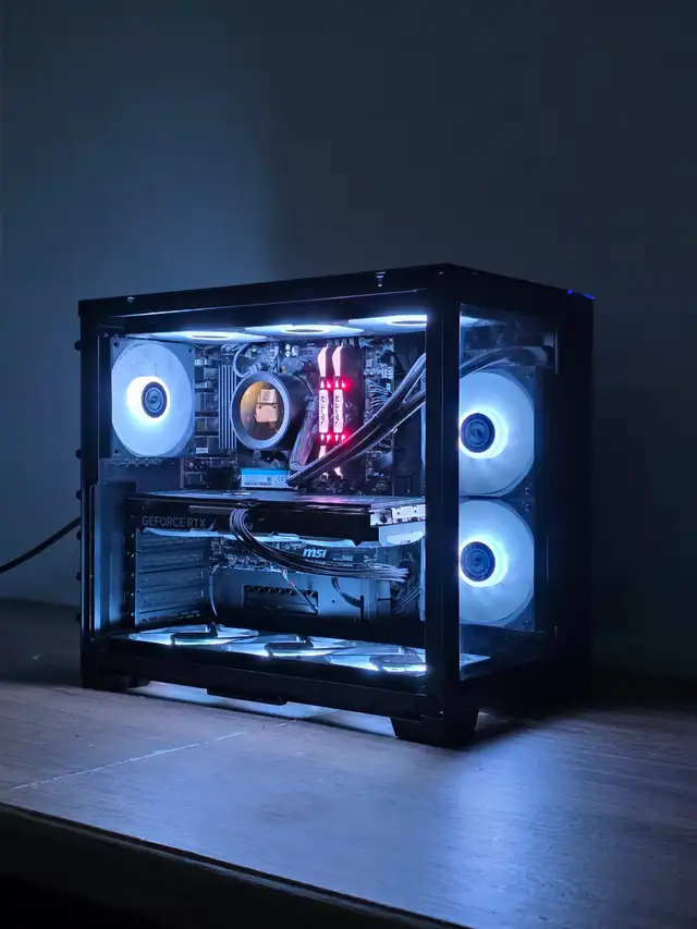 Lian Li RTX 4070 Gaming PC┃Ryzen 5 5600┃1TB NVMe┃16GB 3200MHZ~ in Desktop Computers in City of Toronto - Image 4