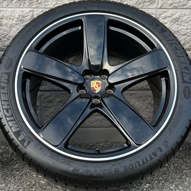 (98%) 4x Porsche Macan Turbo 21" OEM Summer Wheels Package in Tires & Rims in City of Toronto - Image 4