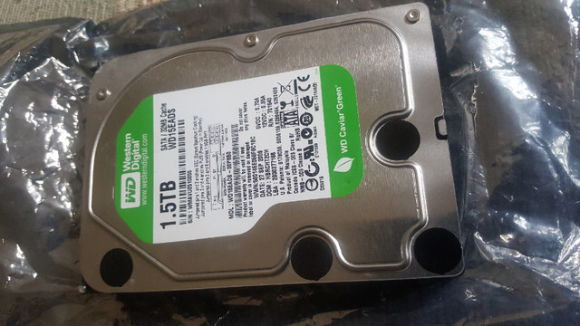 Western Digital Green SATA SOLID Hard Drive 1.5 TB in System Components in Kitchener / Waterloo
