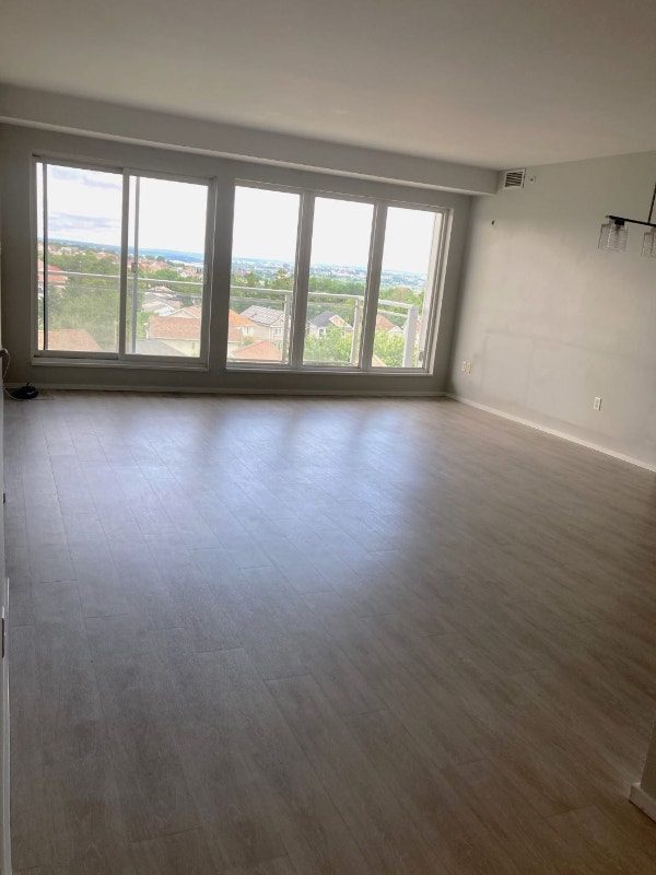 Comfortable 2bdrm/2bthrm apart with a gym under the same roof! Long Term Rentals City of