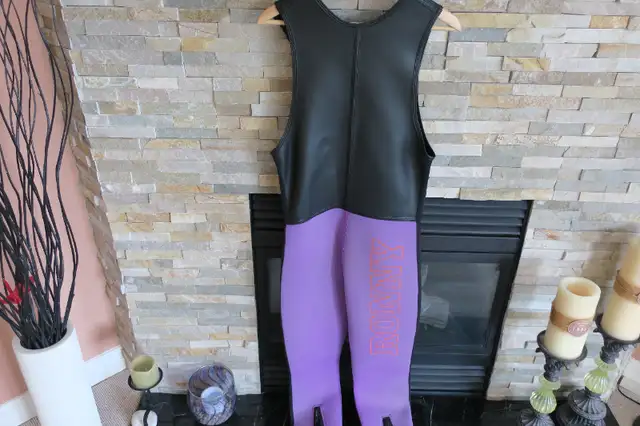 Ronny Jet Tribe, 2 piece jet ski wetsuit, men/women, Medium in Water Sports in Ottawa - Image 5