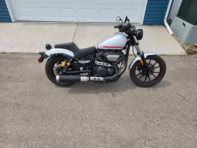 2019 Yamaha Bolt R-Spec 942 cc air cooled fuel injected Stock except for Aftermarket seat - stock se...