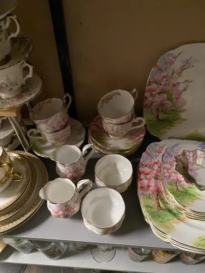 ROYAL ALBERT (Blossom Time), View more