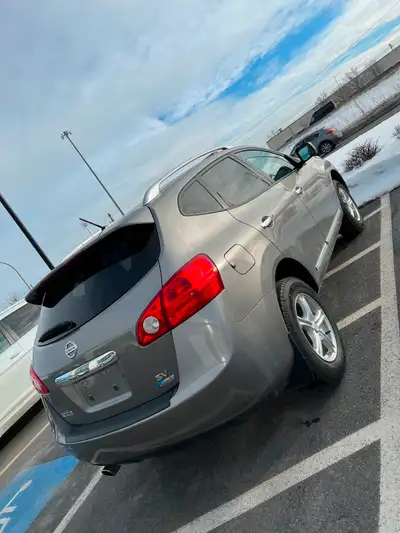 - Prix negociable pour vente rapide - cause demenagement - Clean CARFAX report https://vhr.carfax.ca...