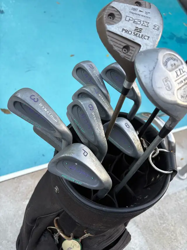 full set of women’s right golf clubs and bag  in Golf in Guelph - Image 3
