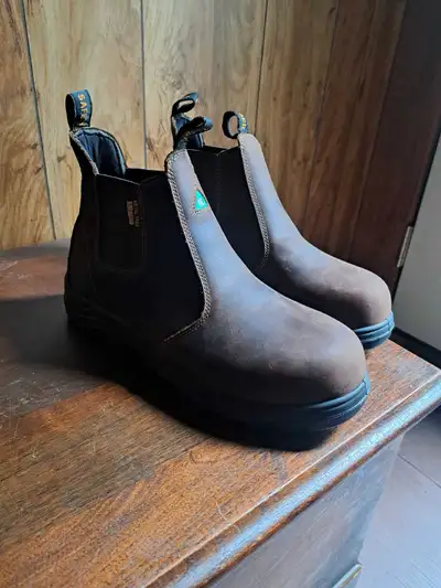 size 11 work boots new , View more