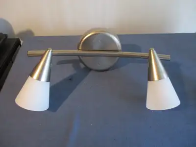 UNIQUE 2 LAMP WALL/CEILING FIXTURE-GOOD CONDITION!, View more