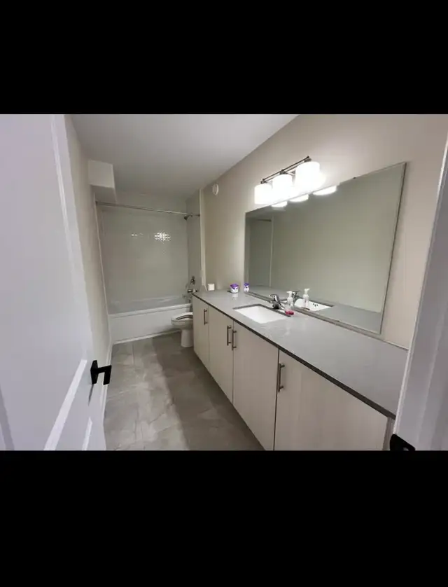 Looking for a house to rent! in Room Rentals & Roommates in Peterborough - Image 3