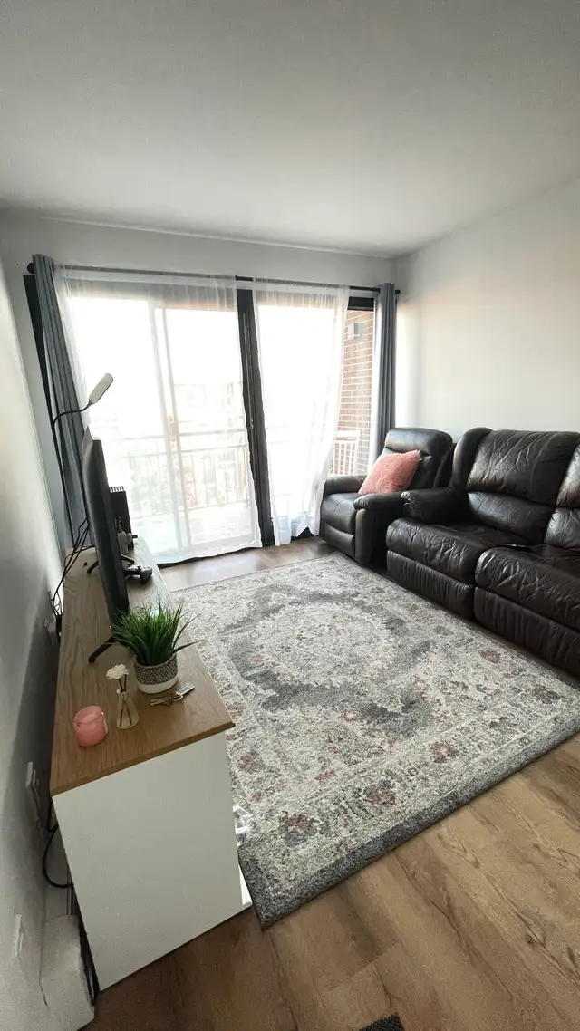 Lease Assignment - 3.5-Bedroom Apartment, All-Inclusive.