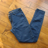 Straight Leg Stretch Denim Jegging Jeans ~ Size 28 Bluenotes